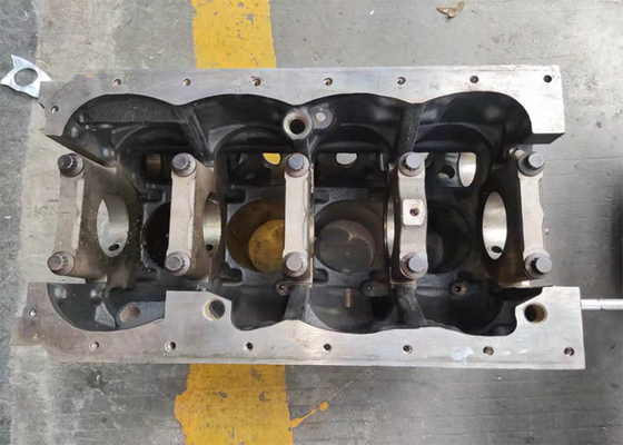 มือ 2 4le2 ISUZU Engine Block ดีเซลสำหรับรถขุด Sk75-8 Water Cooling 8980894851